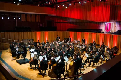 Clásicos del Rock Nacional por la Banda Sinfónica de la Ciudad con Ángela Navarro y Luis Alberto Ceravolo como artistas invitados